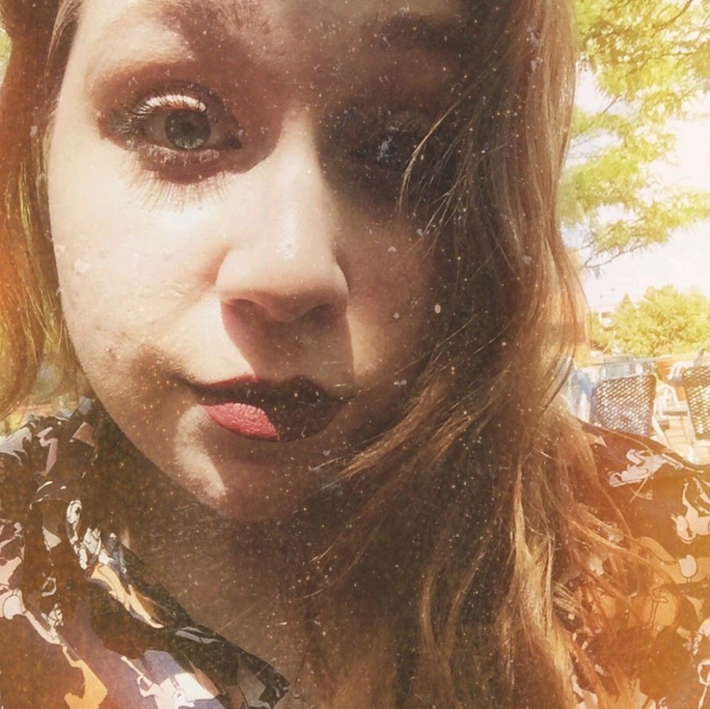 Meet your Posher, Kim